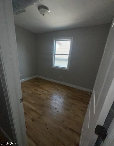 Building Photo - 619 E 26th St