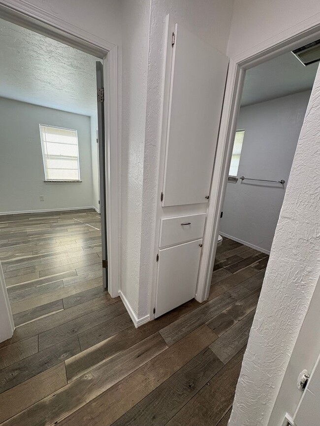 Building Photo - Charming 2BR Brick House in Wanette