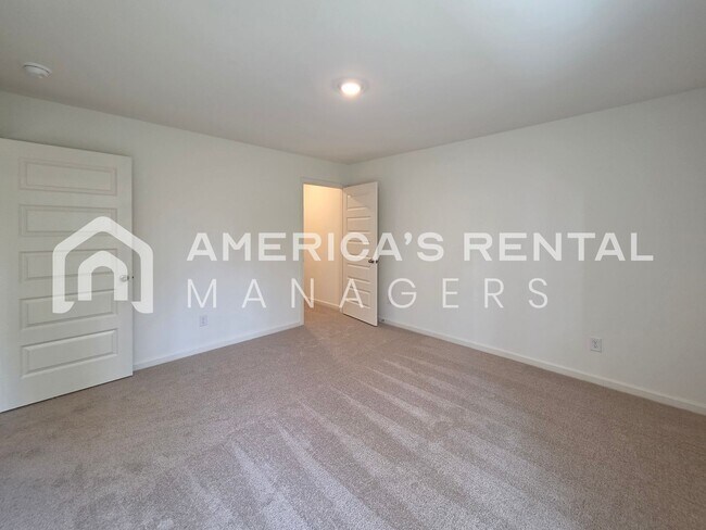 Building Photo - Spacious Home for Rent in Calera, AL!