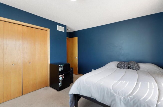 Building Photo - 8428 Yukon Cir N