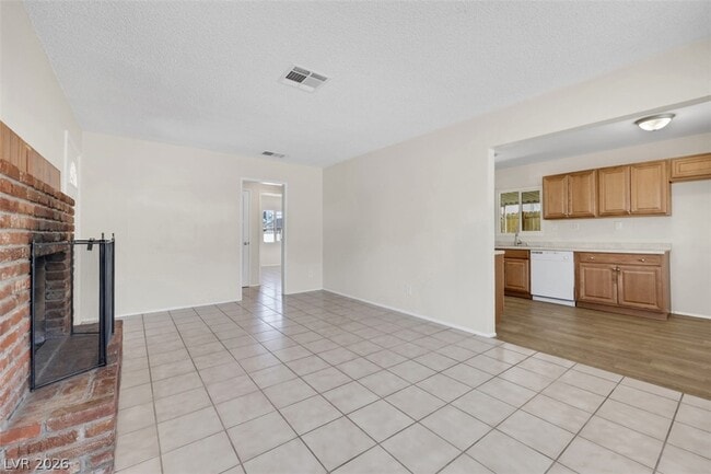 Building Photo - 625 National St