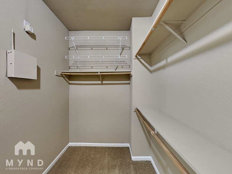 Building Photo - 3532 Silverwood Rd