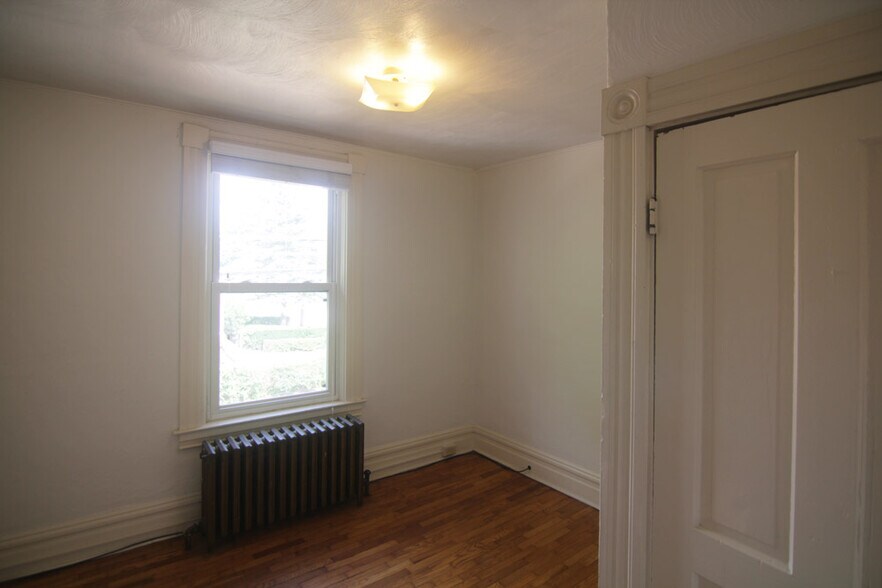 Building Photo - 620 West St