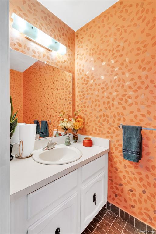 Building Photo - 3170 Woods Cir Dr