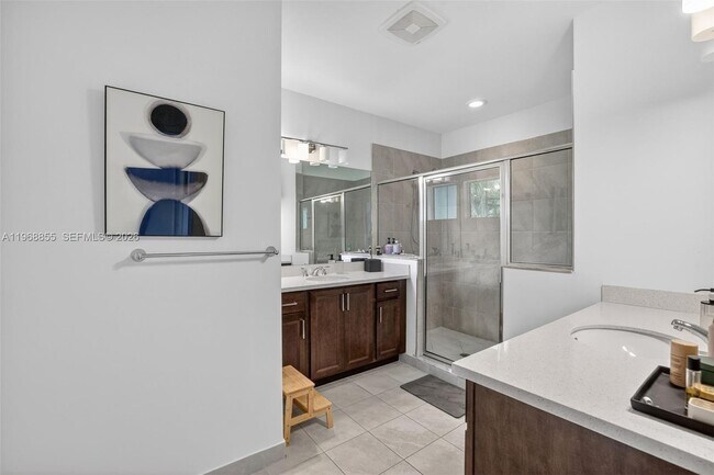 Building Photo - 543 Parsons Wy