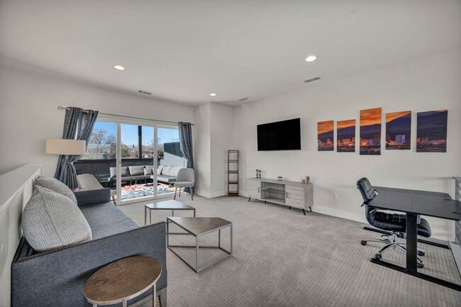 Building Photo - Mid-Town Modern Gem With EV Charger