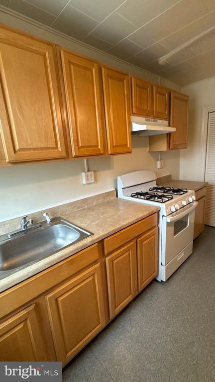 Building Photo - 8 Nunnery Ln