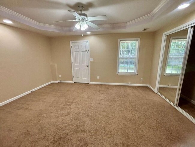 Building Photo - 540 Chandon Way