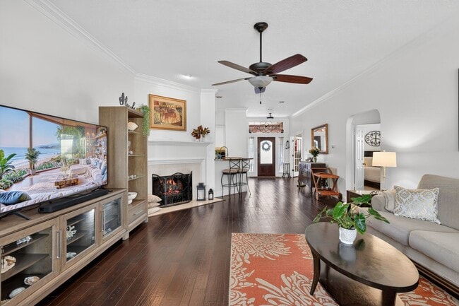 Building Photo - 502 Ernst Ct