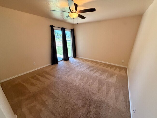Building Photo - 4509 W Continental Dr