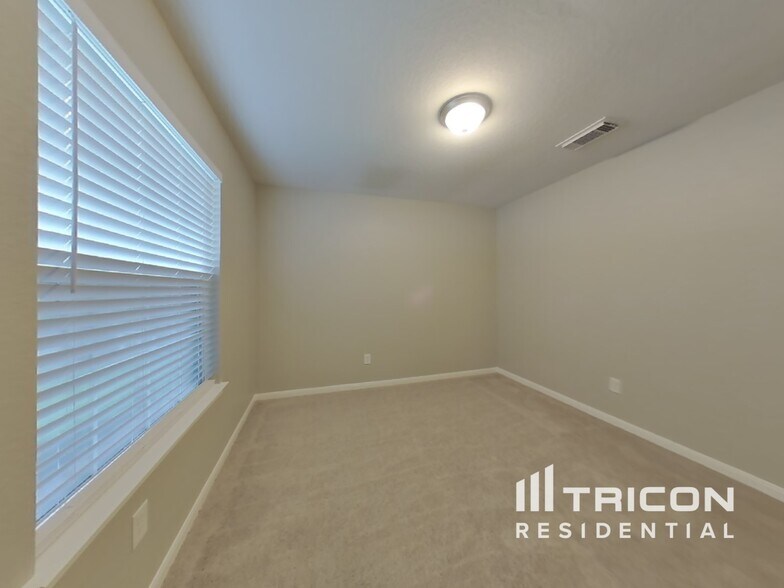 Building Photo - 2306 Hunter Park Ct