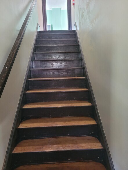 Building Photo - 1795 New Hope and Crimora Rd