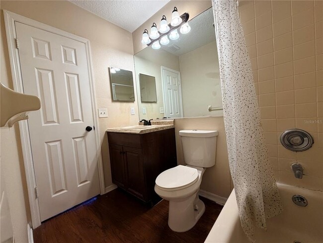 Building Photo - 3220 Oak Lawn Pl