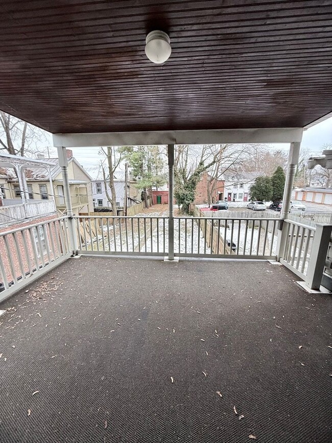 Building Photo - Charming & Spacious Historic 5-Bedroom Home for Rent in Carlisle, PA