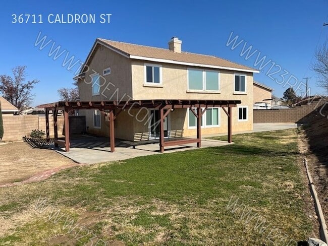 Building Photo - EAST PALMDALE 4BD/3BATH 2 STORY JUST REHAB...