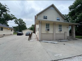 Building Photo - 309 Grace St