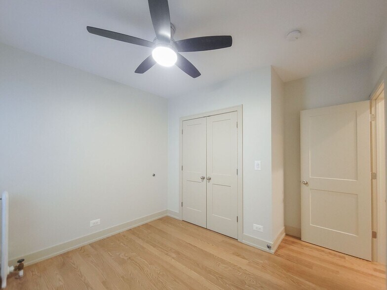 Building Photo - 1921 W Winona St