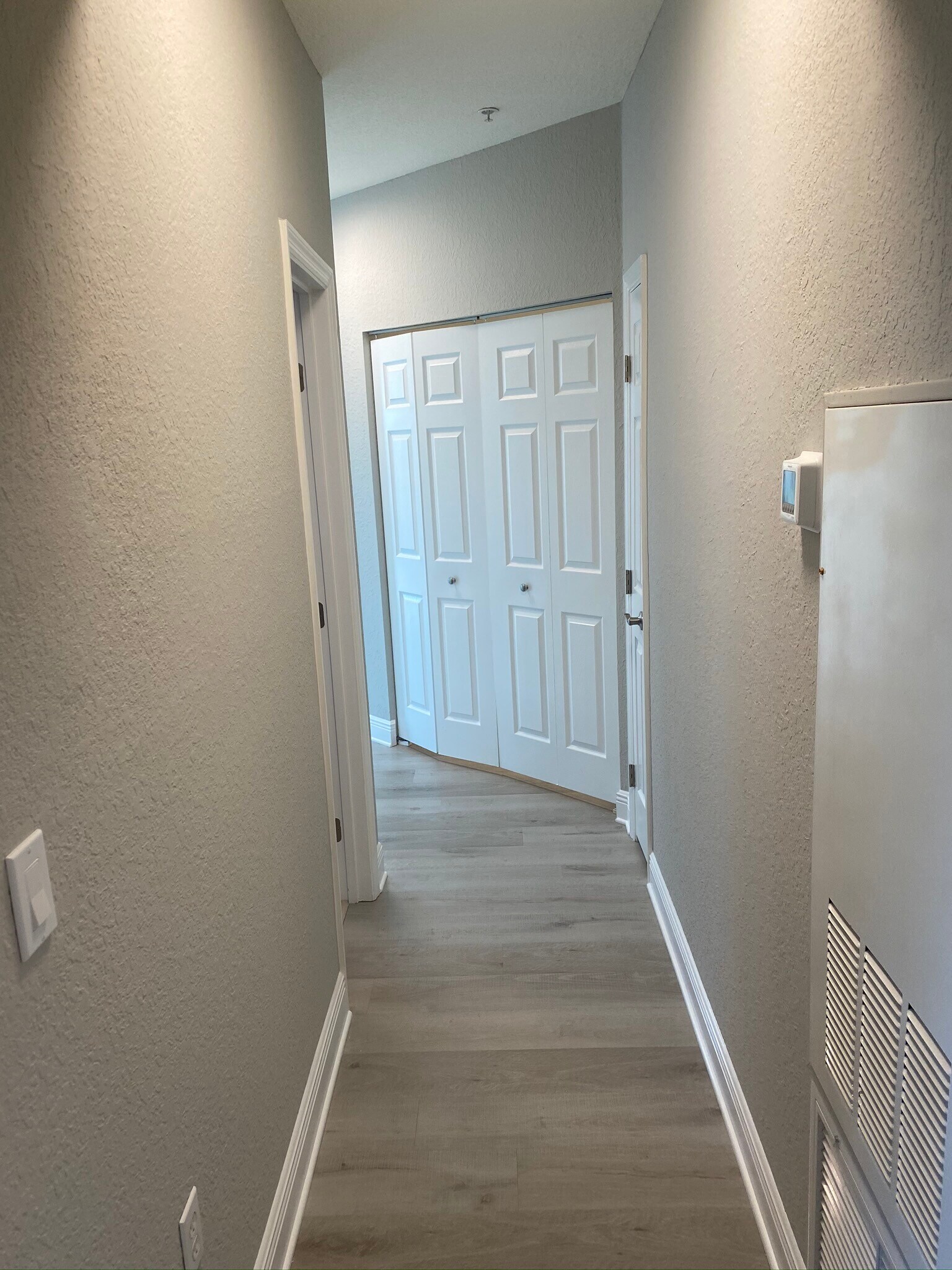 Building Photo - 23660 Walden Center Dr