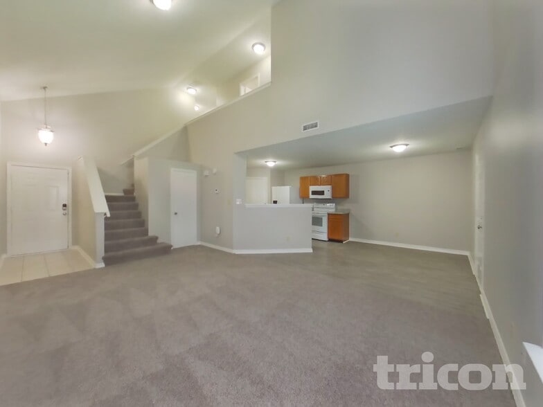 Building Photo - 1167 Cutler Ln