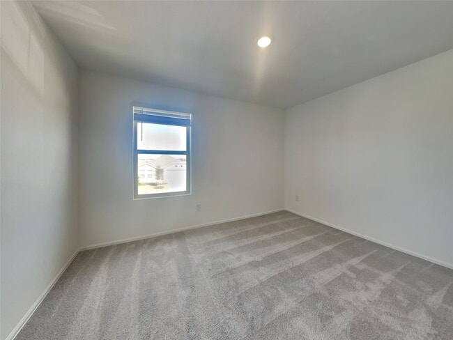 Building Photo - 27019 Breakaway Ln