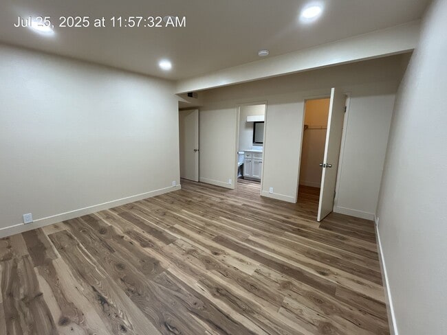 Building Photo - Old Elk Grove 1/2-Plex