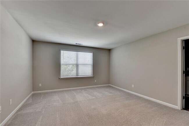 Building Photo - 4335 Magpie Dr