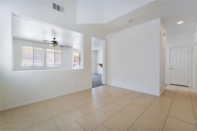 Building Photo - 4935 Gingerlyn St