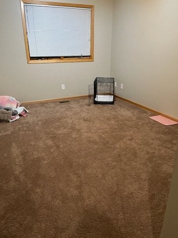 Building Photo - Prime location Vadnais Heights Townhome 4 Bed 4 Bath!