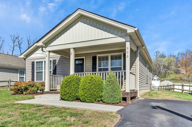 Building Photo - One-Level-Living near Vinton