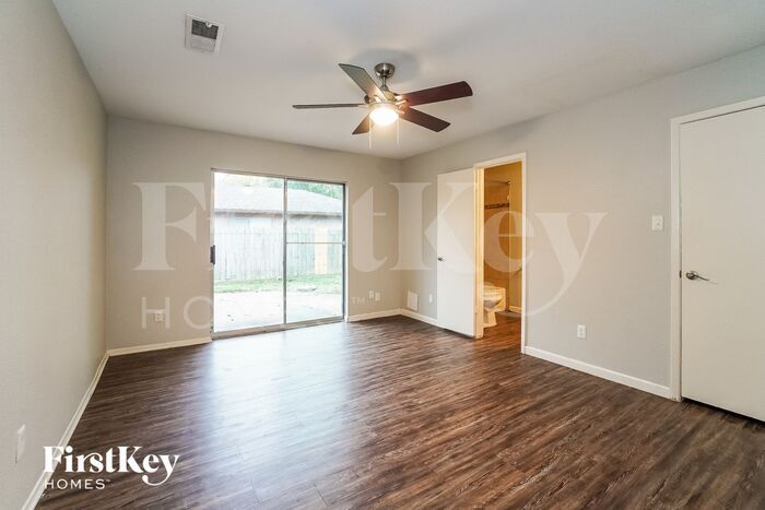 Building Photo - 6914 Leandra Dr