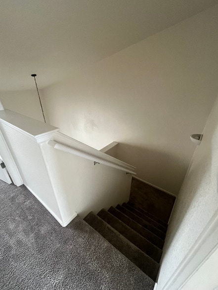 Building Photo - 102 Bayside Cir