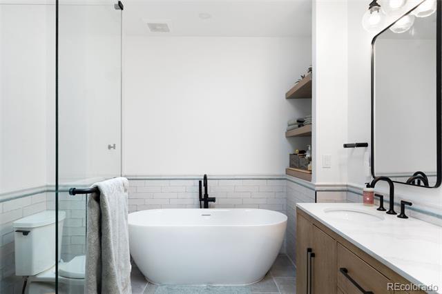 Building Photo - 2580 17th St