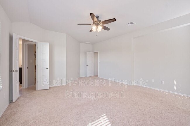 Building Photo - 3651 Sandy Brook Dr