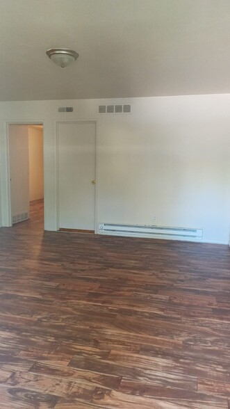 Building Photo - 2408 Williams Creek Rd