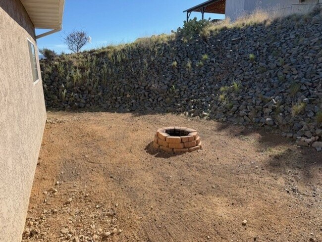 Building Photo - 9751 E Magma Dr