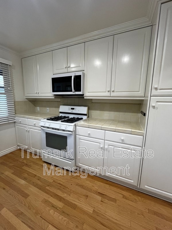 Building Photo - 4508 Rockland Pl