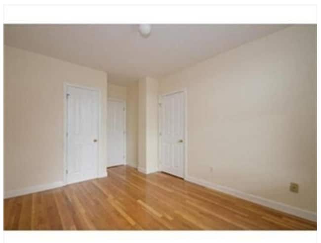 Building Photo - 75 Clarendon St