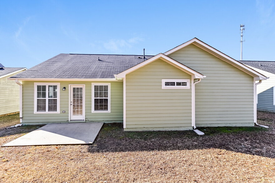 Building Photo - 8560 Guthrie Dr