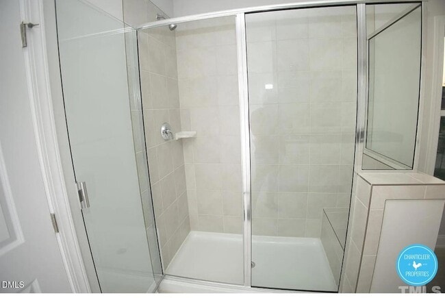 Building Photo - 628 Gold Coast Dr