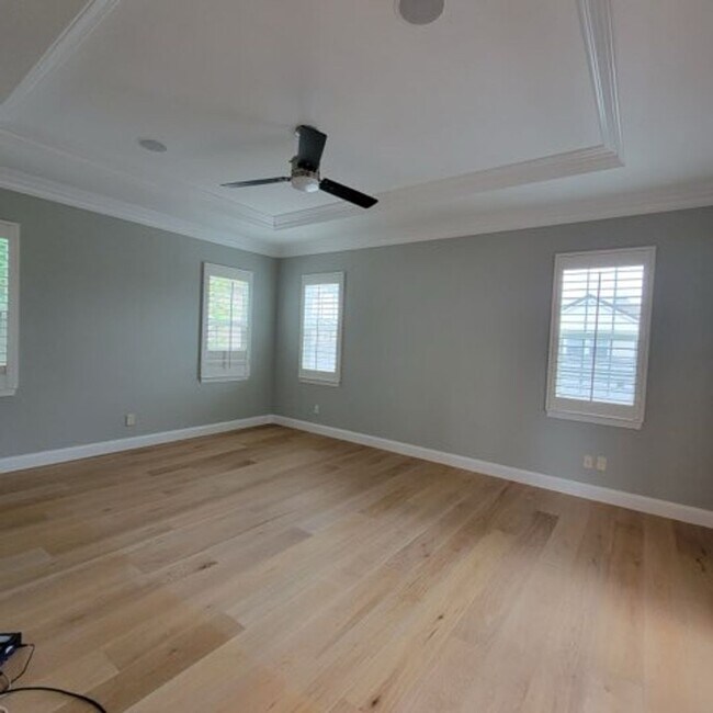 Building Photo - 3bd/2.5ba House In Bressi Ranch!