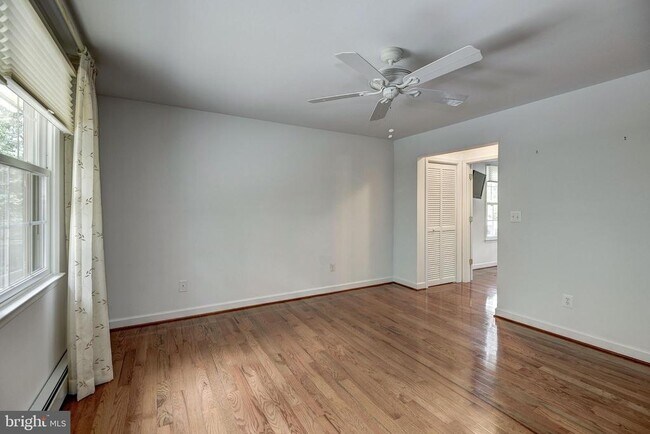 Building Photo - 929 Woburn Ct