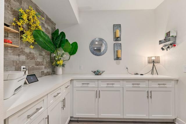 Building Photo - 1316 Vista Ave