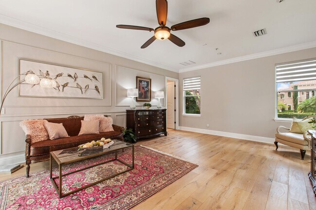 Building Photo - Luxury Rental Available