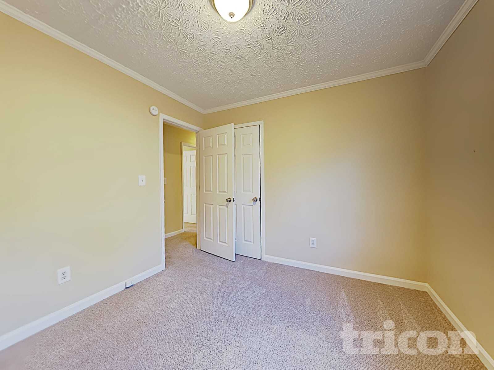 Building Photo - 297 N Briar Ridge