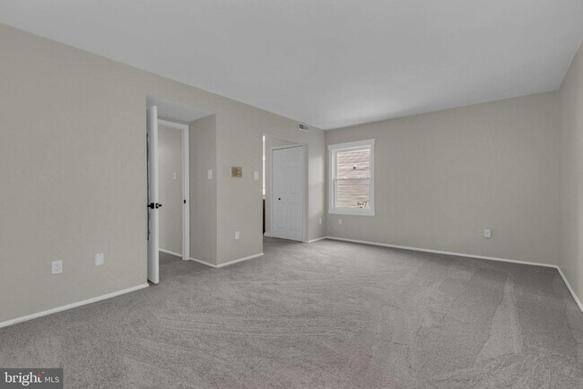 Building Photo - 1836 Ralston Pl