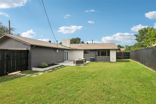 Building Photo - 12540 High Meadow Dr
