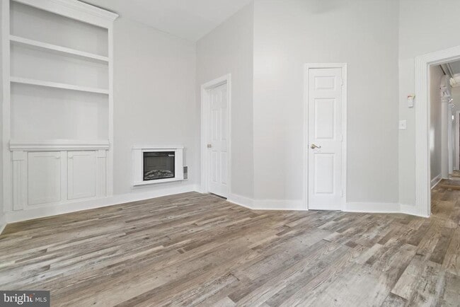 Building Photo - 2547 Ashton St