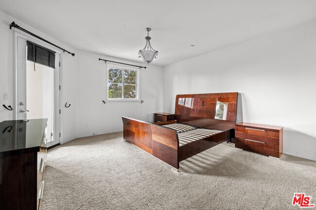 Building Photo - 13031 Villosa Pl