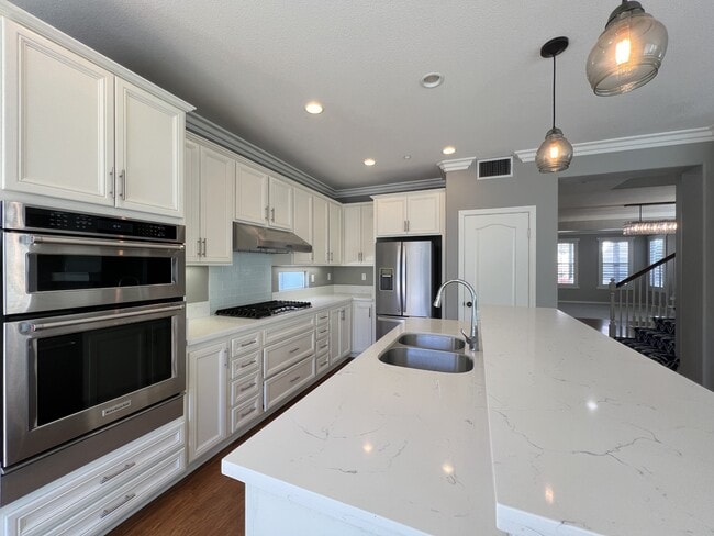 Building Photo - 17100 Camino Ayala