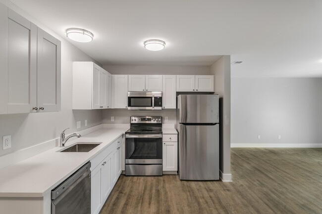 Floorplan - Westlake Place Apartments